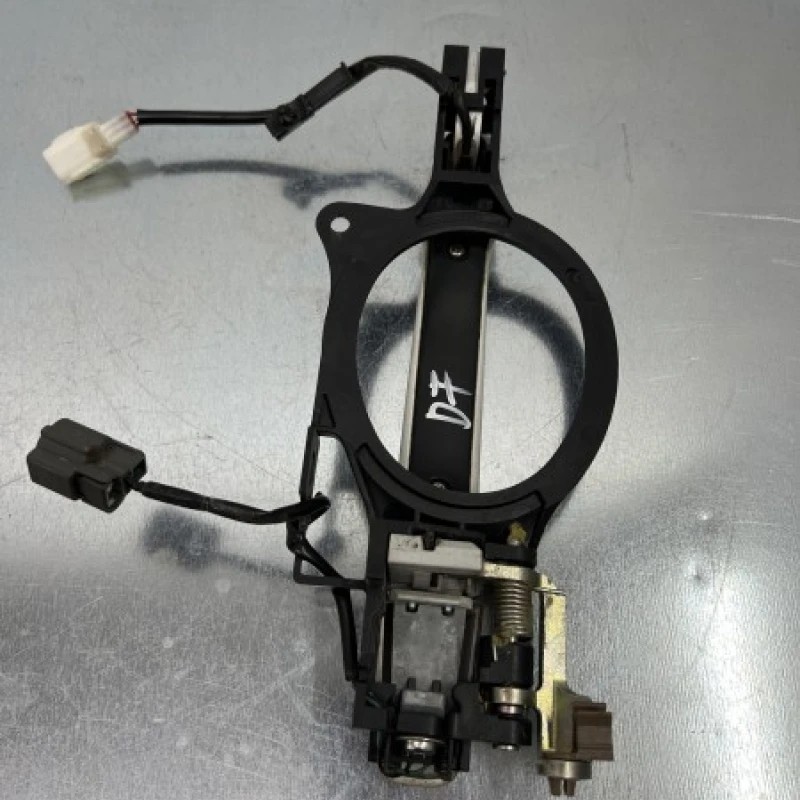 Maner usa dreapta fata / Mitsubishi Outlander Outlander 2011 / Caroserie, oglinzi si faruri