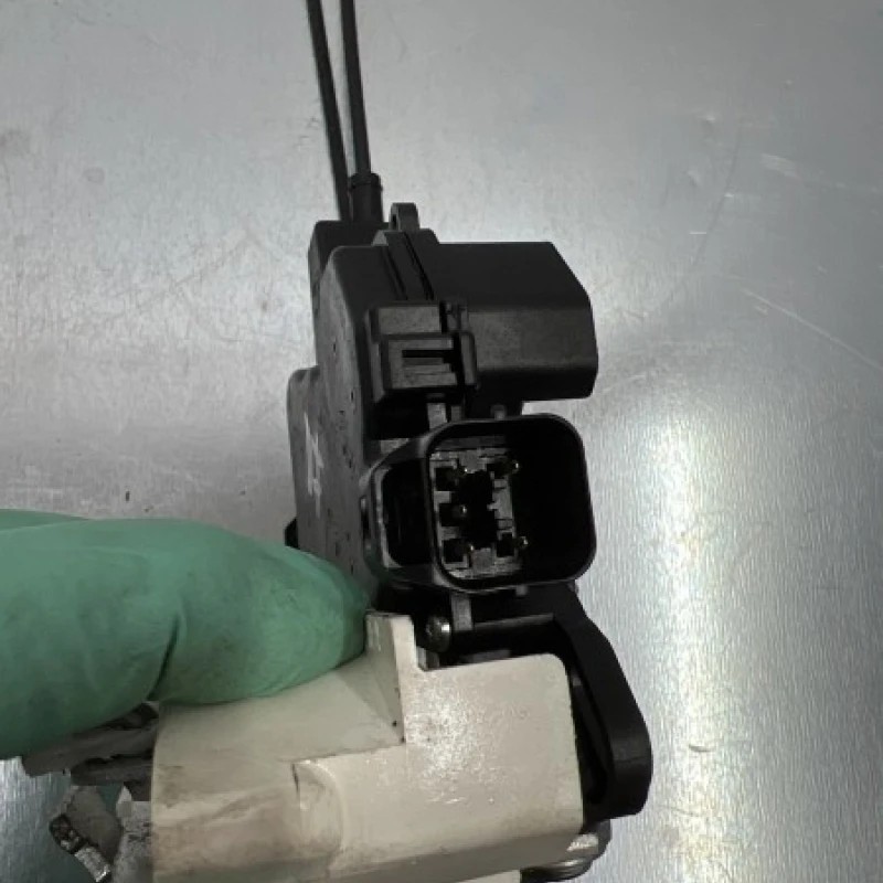 Iala broasca usa dreapta fata / Mitsubishi Outlander Outlander 2011 / Caroserie, oglinzi si faruri