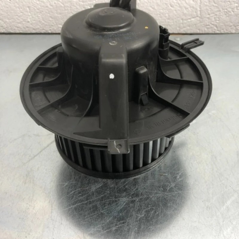 Ventilator aeroterma bord Volkswagen Golf MK6 2011