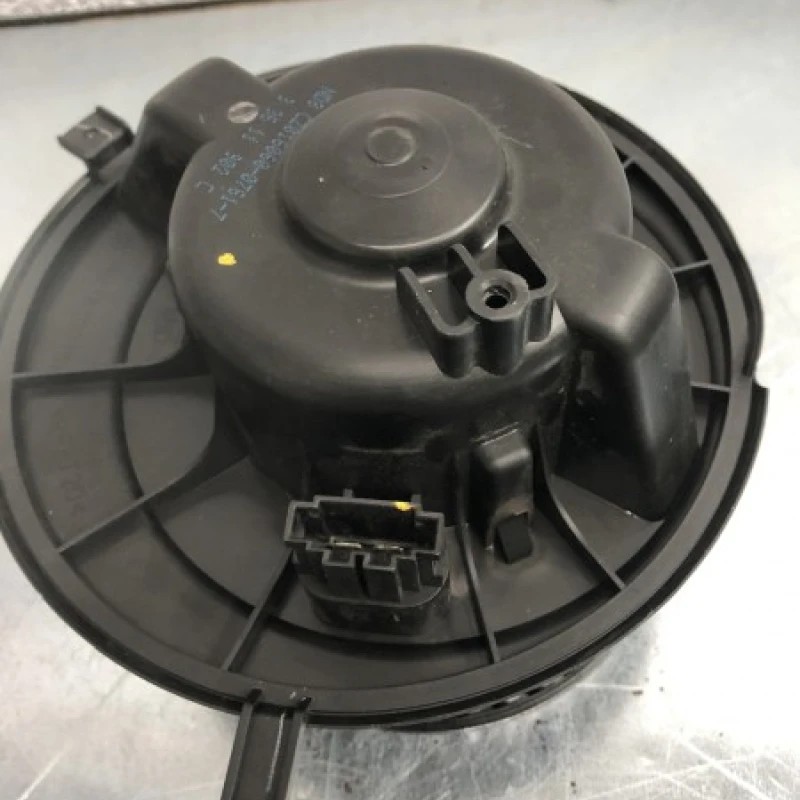 Ventilator aeroterma bord / Volkswagen Golf MK6 2011 / Climatizare