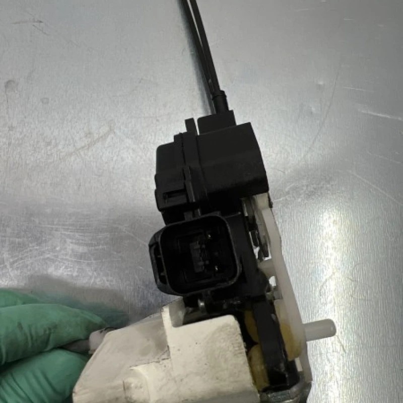 Iala broasca usa dreapta spate / Mitsubishi Outlander Outlander 2011 / Caroserie, oglinzi si faruri