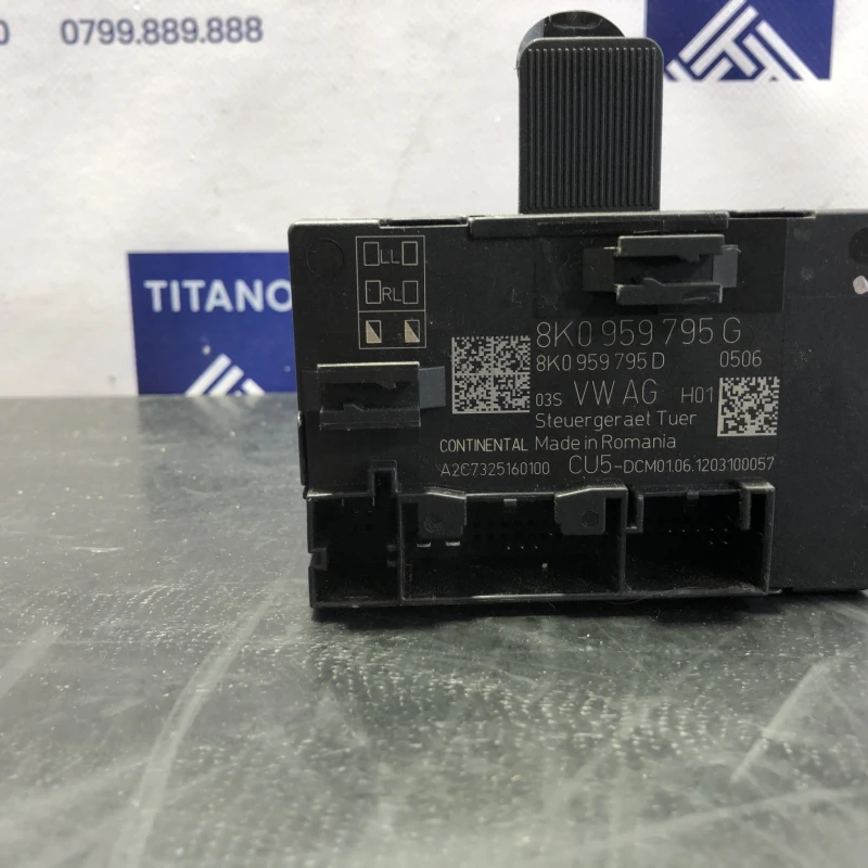 Modul usa dreapta spate / Audi A4 B8 2013 / Audio si electronice