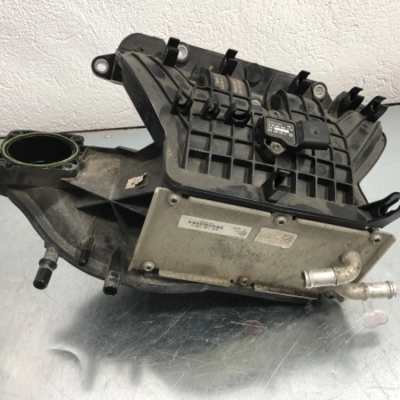 Galerie de admisie Volkswagen 
