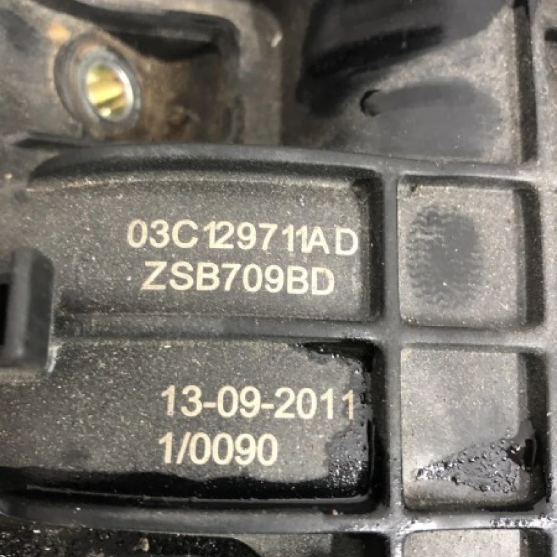 Galerie de admisie / Volkswagen Golf Plus MK6 2012 / Motor, racire si evacuare
