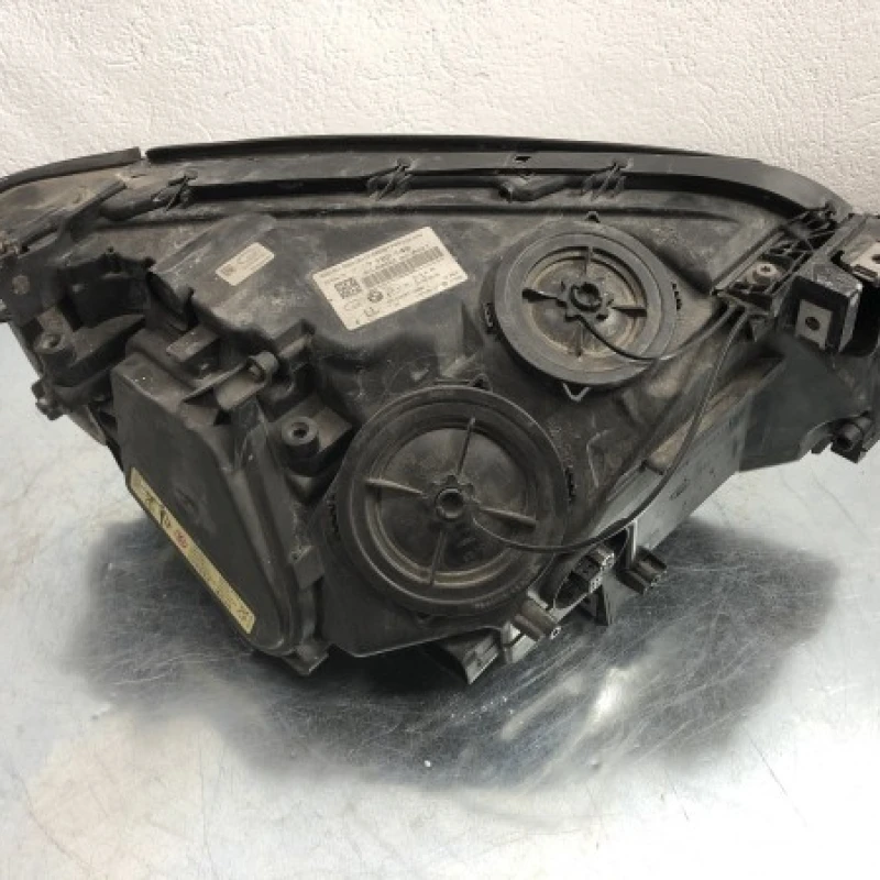 Far stanga xenon / BMW Seria 7 F01 2011 / Caroserie, oglinzi si faruri