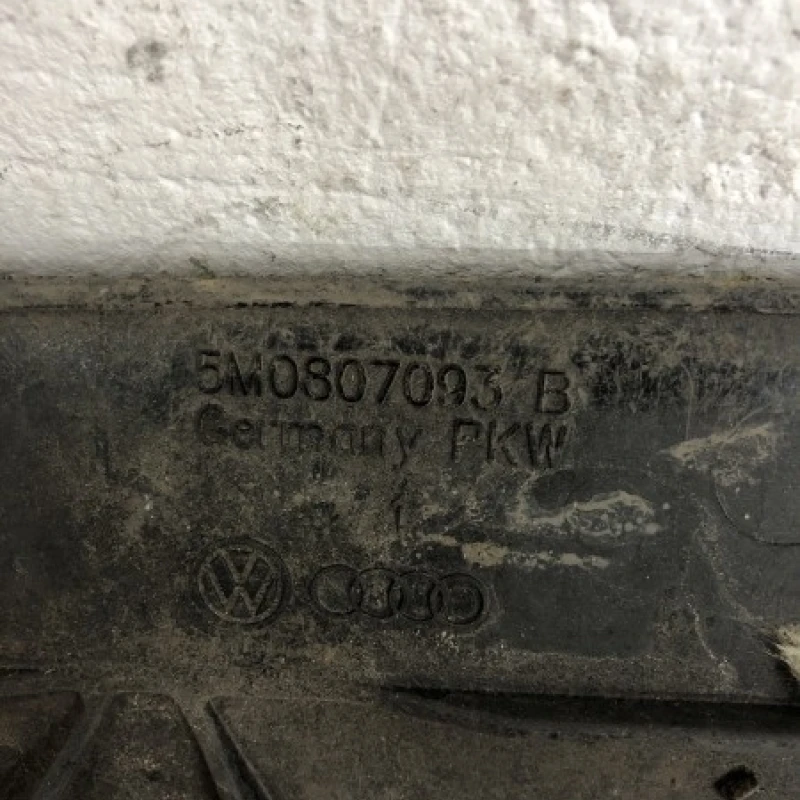 Suport radiator / Volkswagen Golf Plus MK5 2008 / Caroserie, oglinzi si faruri