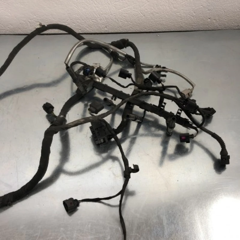 Instalație electrica motor / Volkswagen Golf MK6 2011 / Audio si electronice