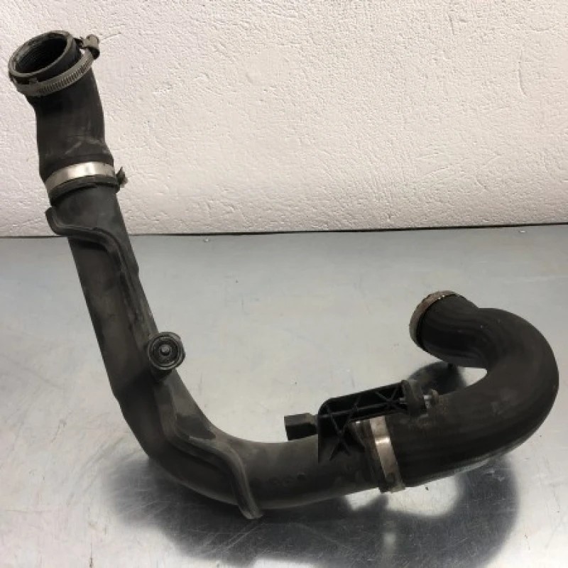 Furtun intercooler Volkswagen Golf MK6 2011