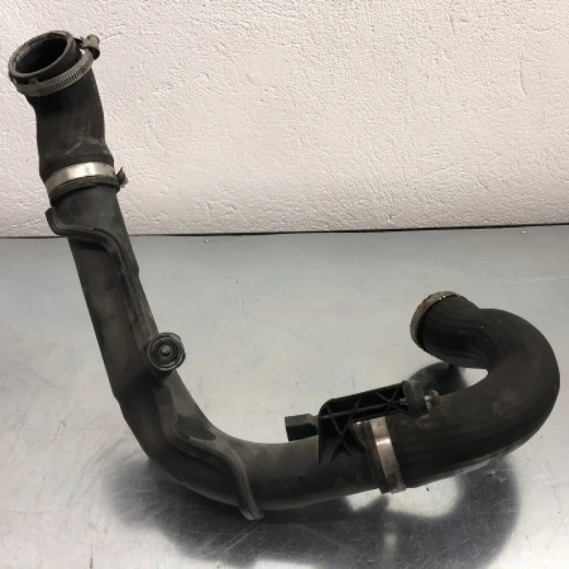 Furtun intercooler Volkswagen 