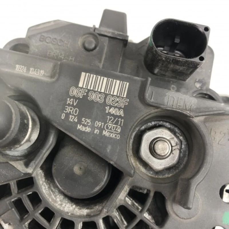 Alternator / Volkswagen Golf MK6 2011 / Motor, racire si evacuare