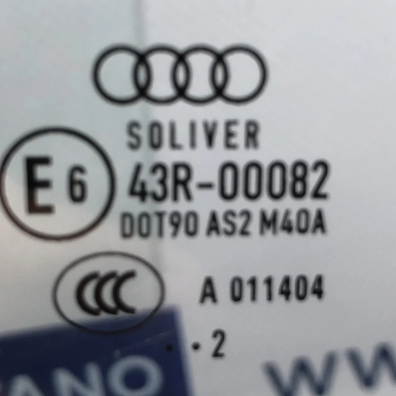 Geam dreapta spate / Audi A4 B8 2013 / Caroserie, oglinzi si faruri