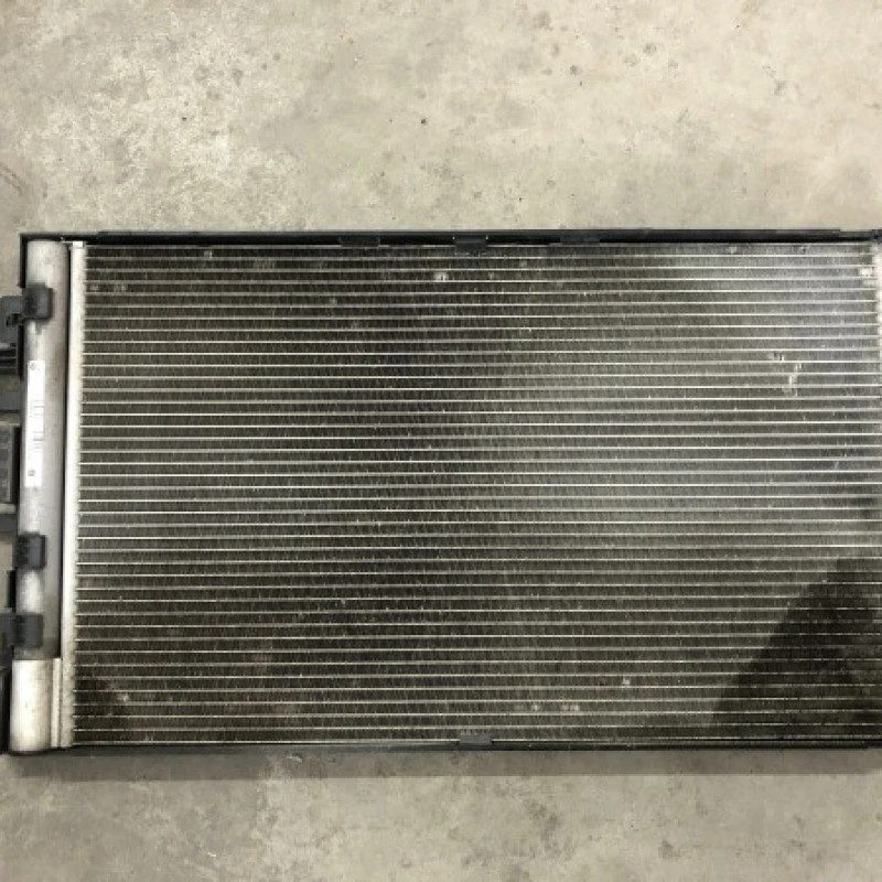Radiator clima / Opel Insignia A 2009 / Motor, racire si evacuare