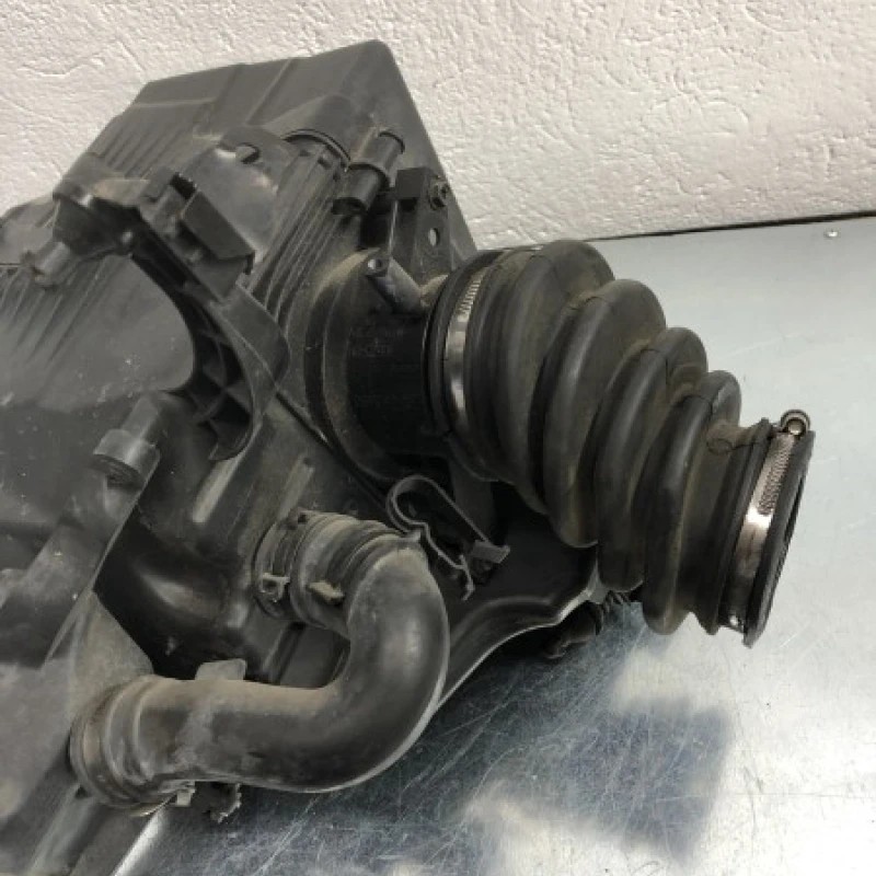 Carcasa filtru aer / Ford Focus MK3 2011 / Motor, racire si evacuare