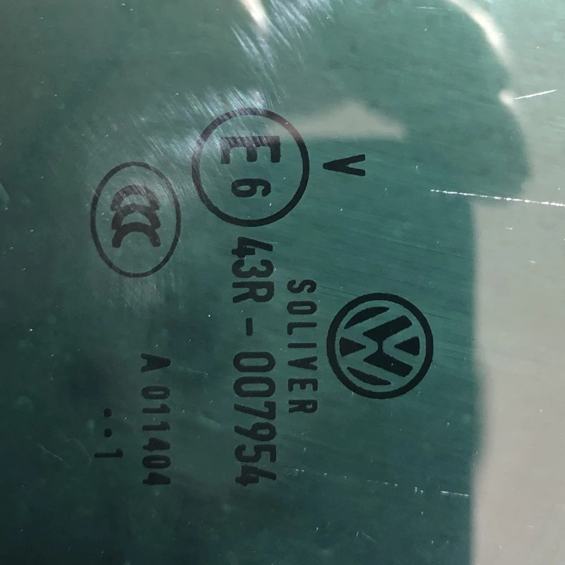 Geam stanga spate / Volkswagen Passat B7 2013 / Caroserie, oglinzi si faruri