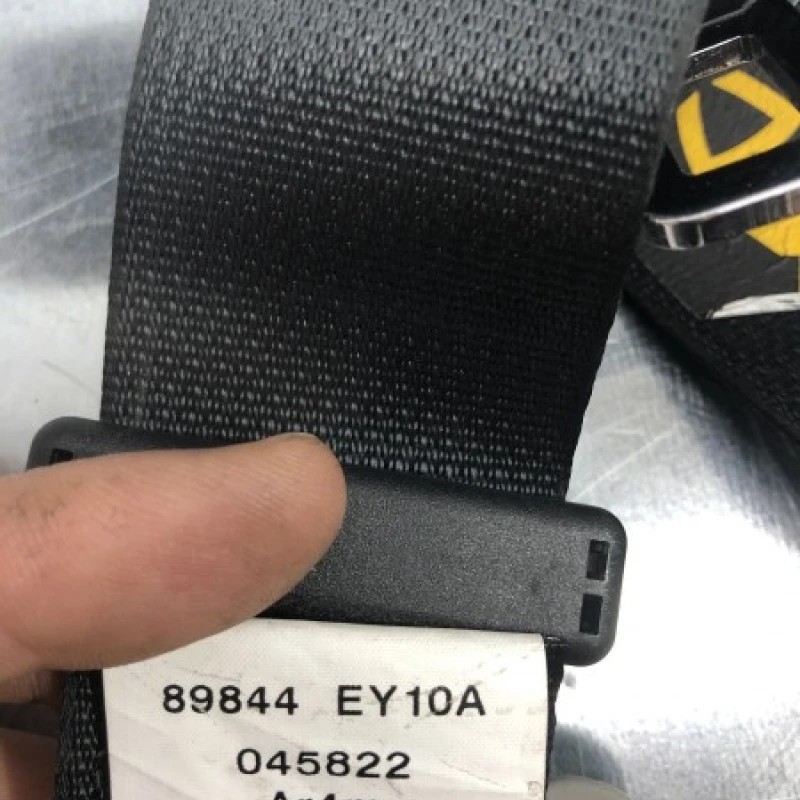 Centura dreapta spate / Nissan Qashqai J10 +2 2011 / Interior