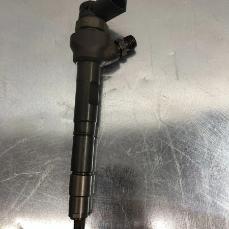 Injector / Volkswagen Sharan 7N 2014 / Motor, racire si evacuare