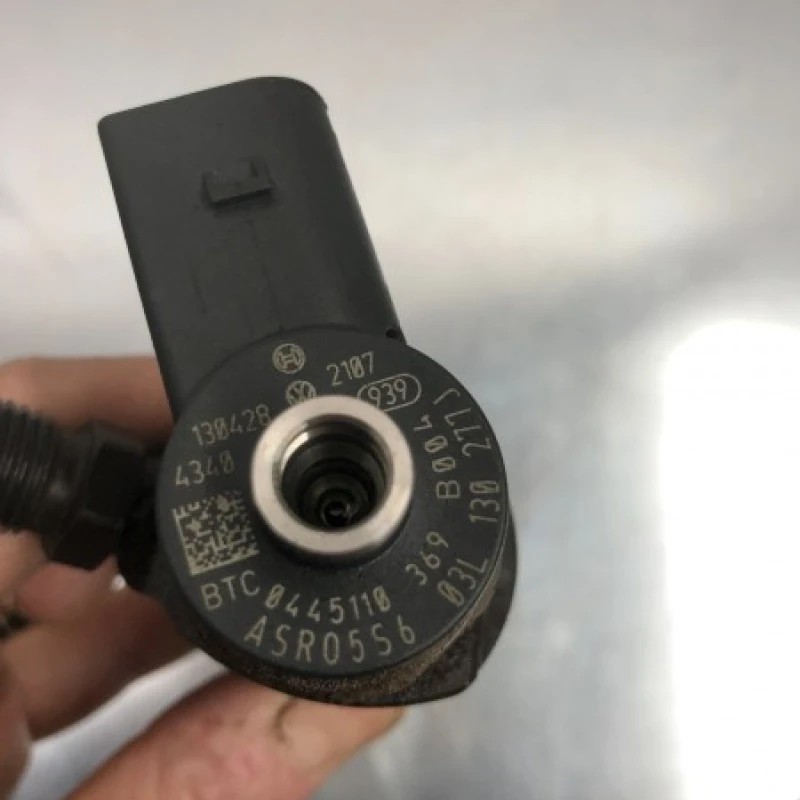 Injector / Volkswagen Sharan 7N 2014 / Motor, racire si evacuare