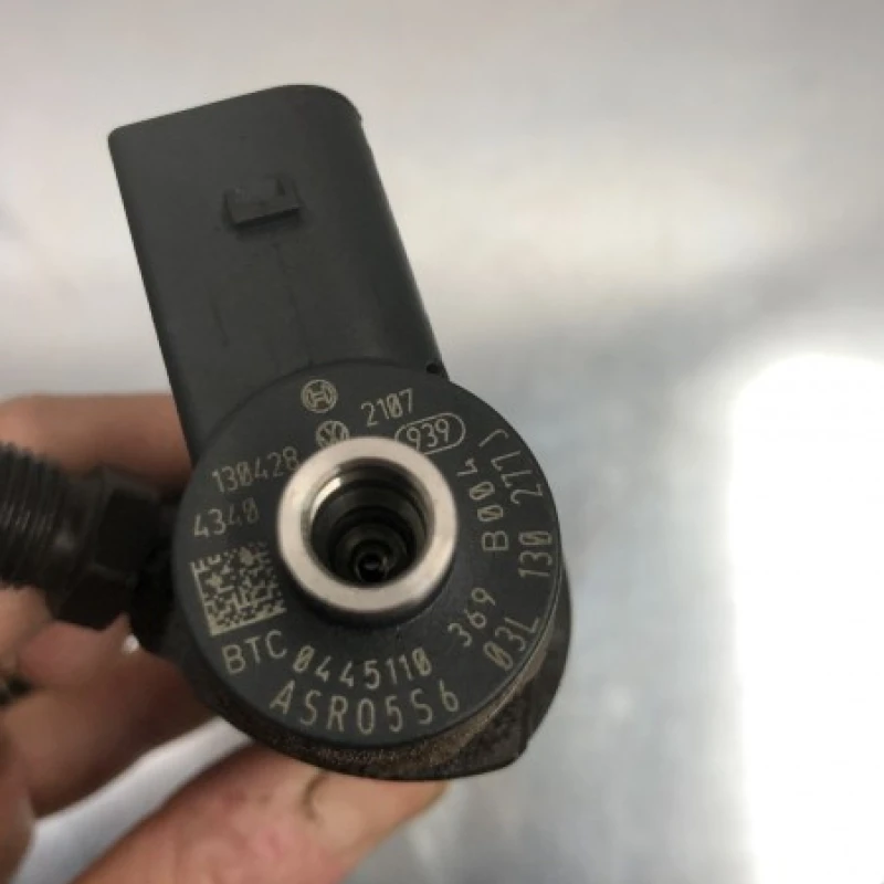 Injector / Volkswagen Sharan 7N 2014 / Motor, racire si evacuare