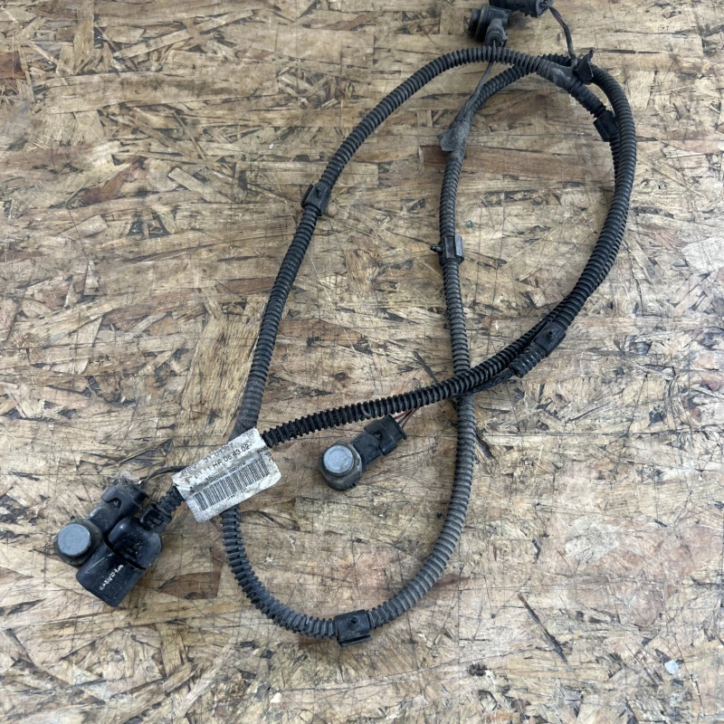 Instalatie senzori de parcare spate Volkswagen 