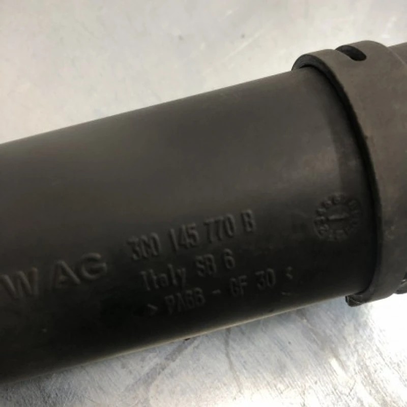 Tub intercooler / Volkswagen Passat B7 2013 / Motor, racire si evacuare
