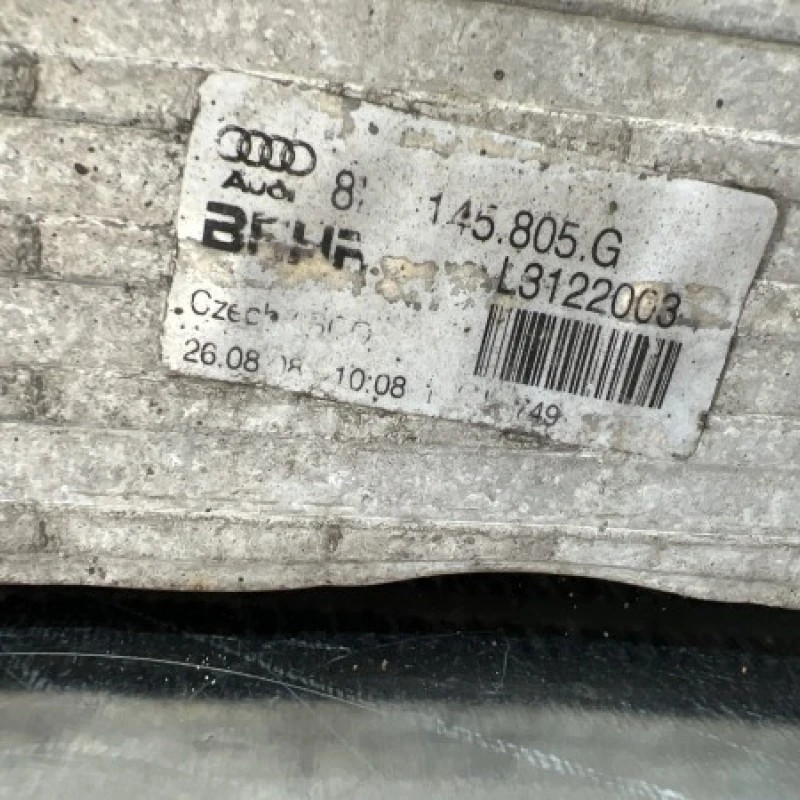 Radiator intercooler / Audi A4 B8 2010 / Motor, racire si evacuare