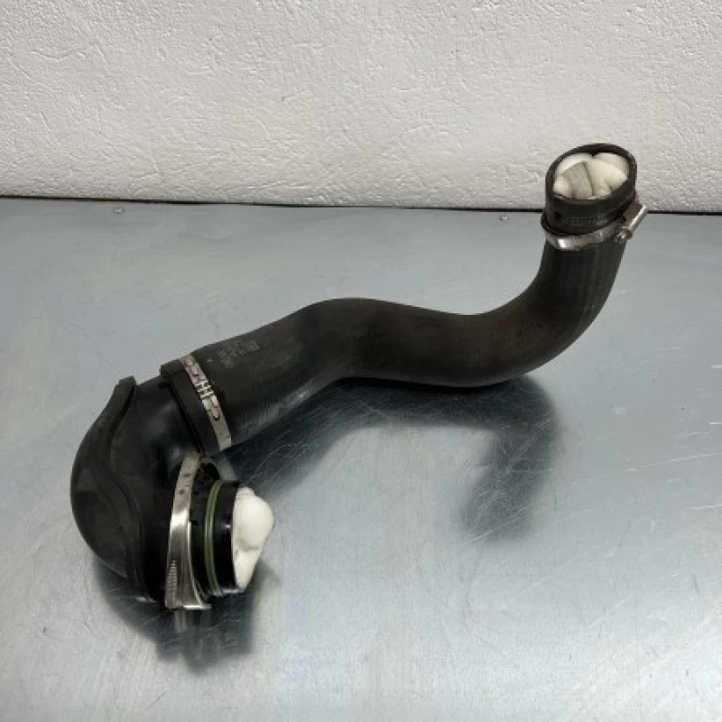 Furtun aer supraalimentare Opel 