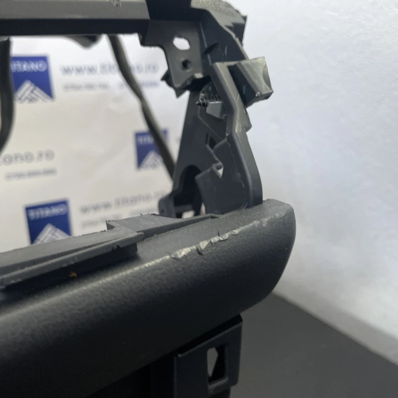 Plansa bord / Nissan Leaf ZE1 2019 / Interior