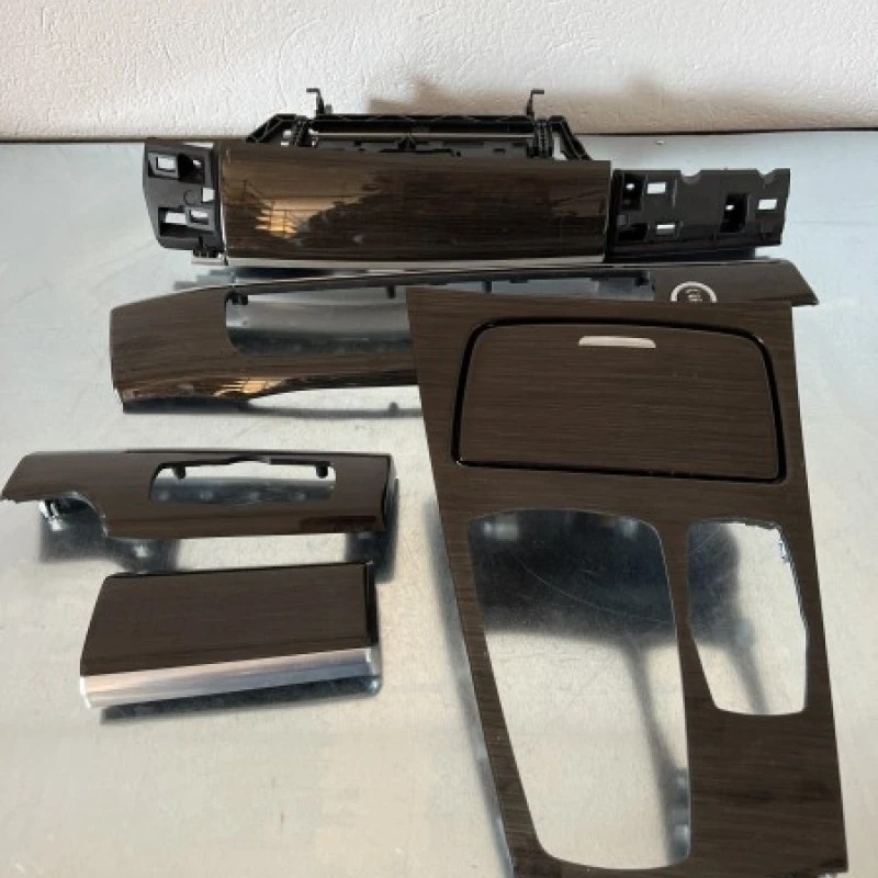 Ornament trim bord / BMW Seria 7 F01 2011 / Interior