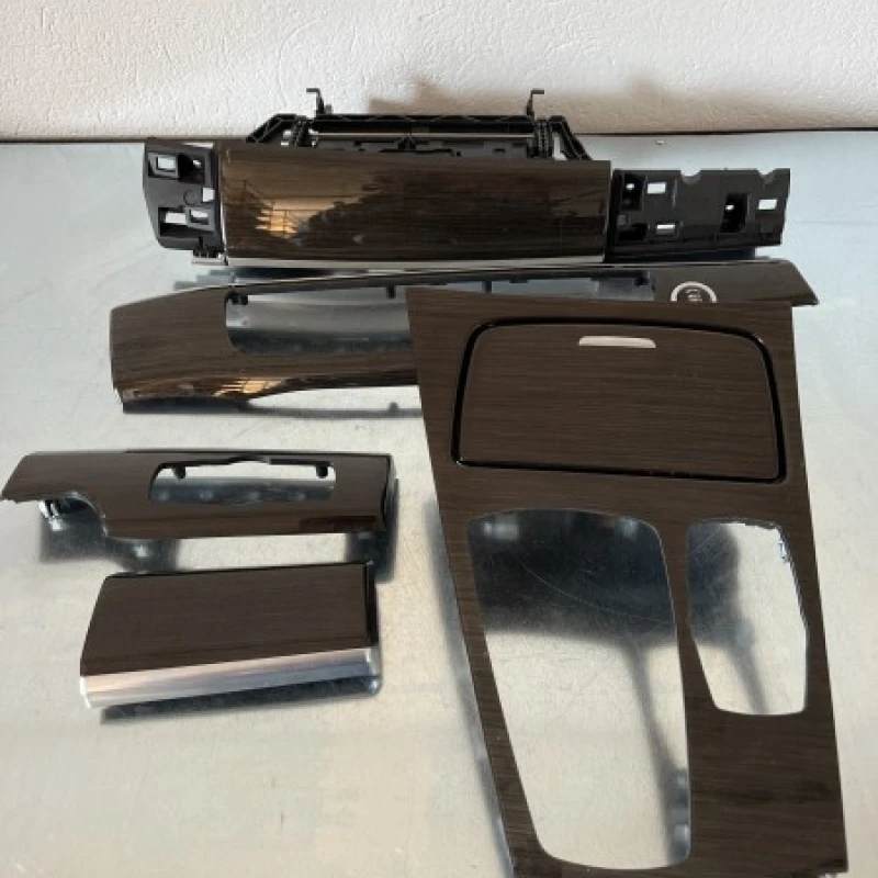 Ornament trim bord / BMW Seria 7 F01 2011 / Interior