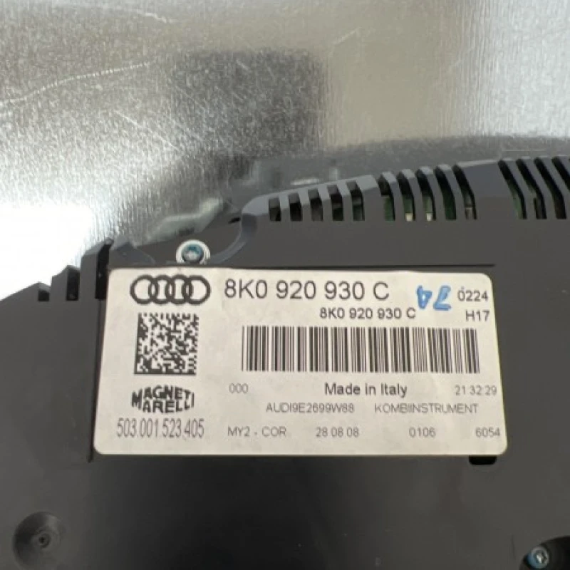 Ceas bord / Audi A4 B8 2010 / Audio si electronice