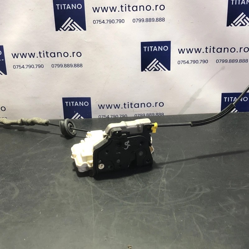 Iala broasca usa dreapta spate / Audi A6 C7 2014 / Caroserie, oglinzi si faruri