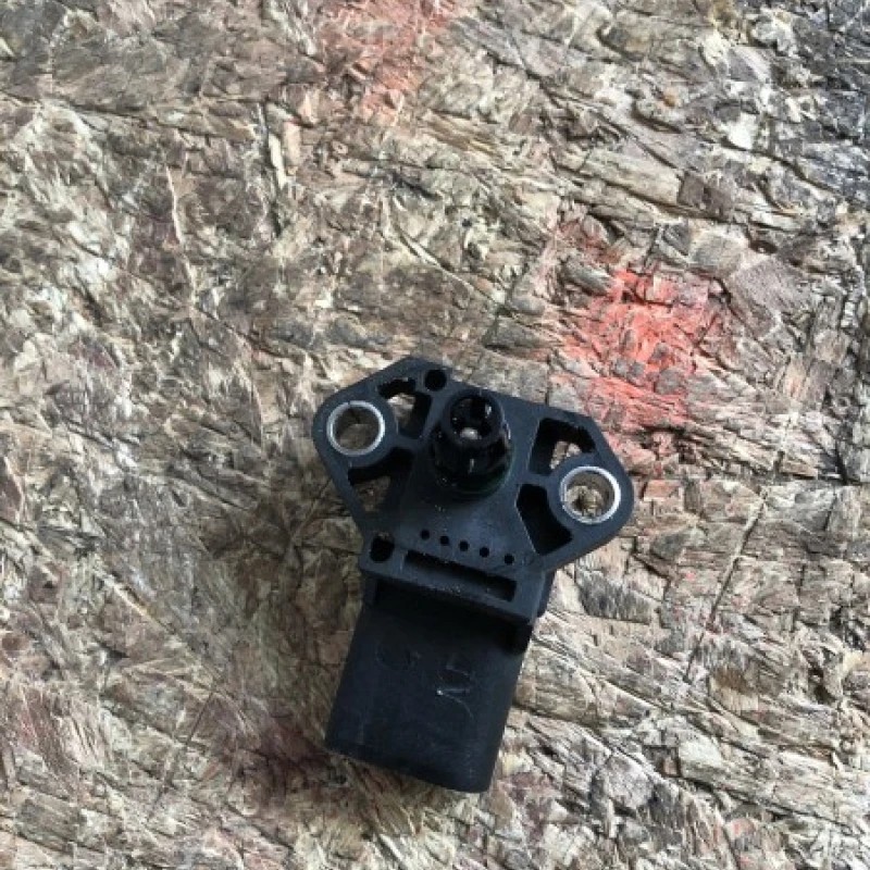 Senzor presiune turbo / Audi A4 B8 2010 / Audio si electronice