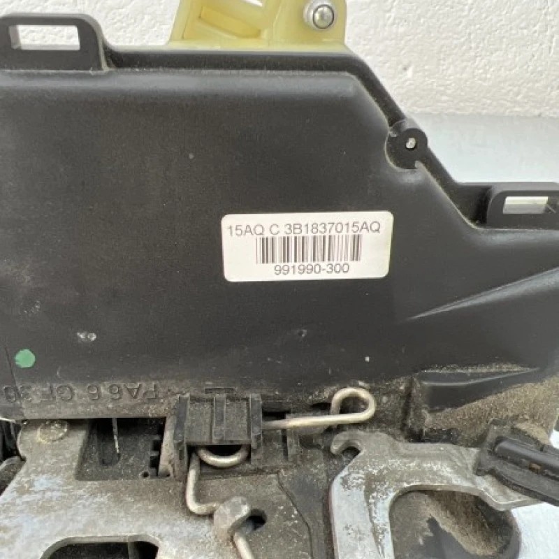 Iala broasca usa stanga fata / Volkswagen T5 Transporter 2011 / Caroserie, oglinzi si faruri