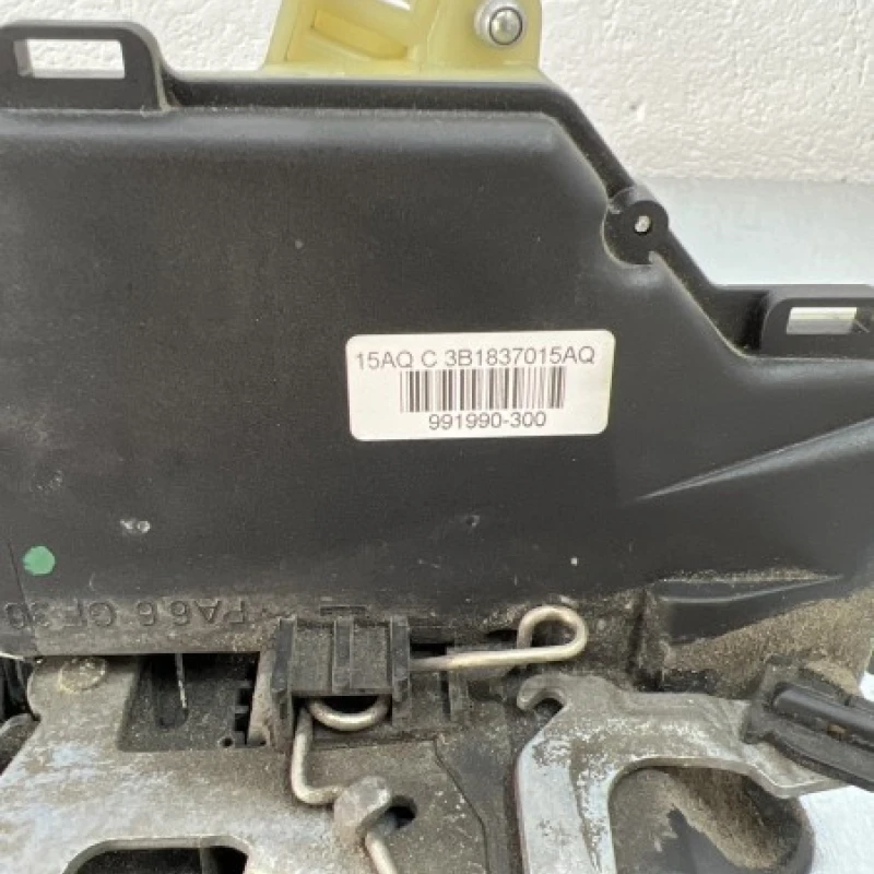 Iala broasca usa stanga fata / Volkswagen T5 Transporter 2011 / Caroserie, oglinzi si faruri