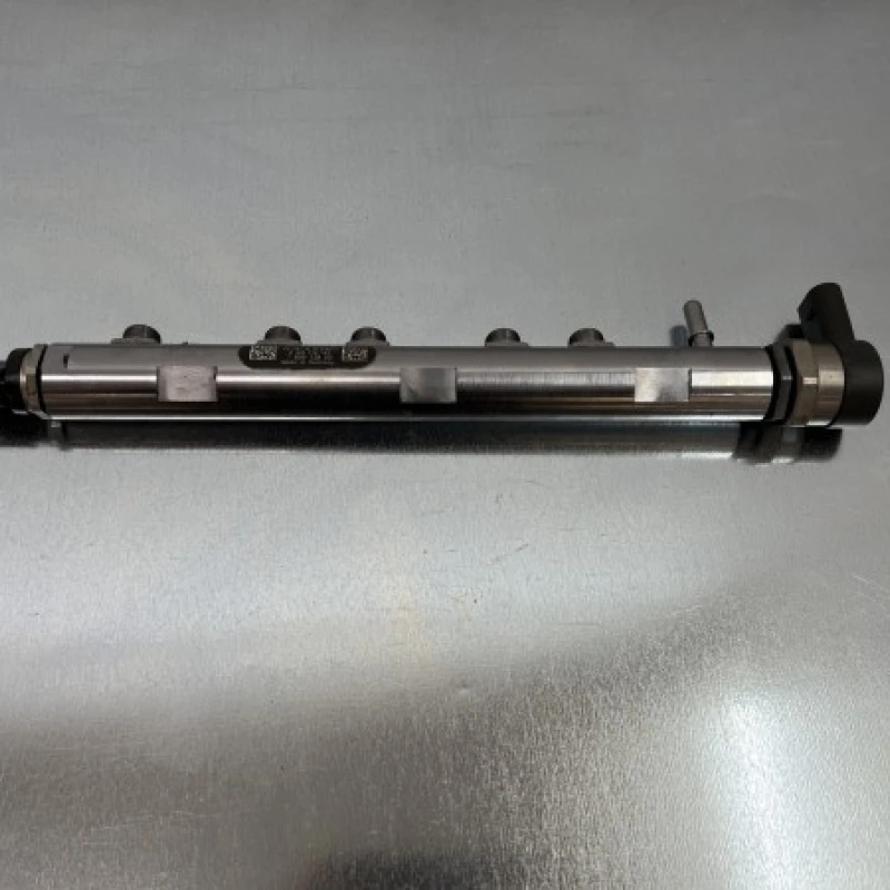 Rampa injectoare cu senzor BMW 