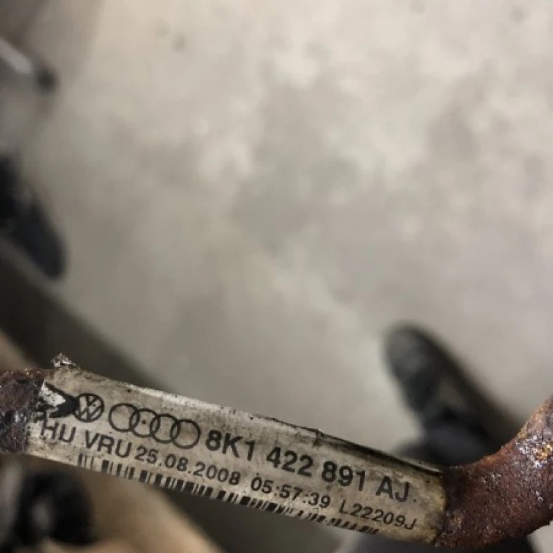 Conducta servodirectie / Audi A4 B8 2010 / Directie si suspensie
