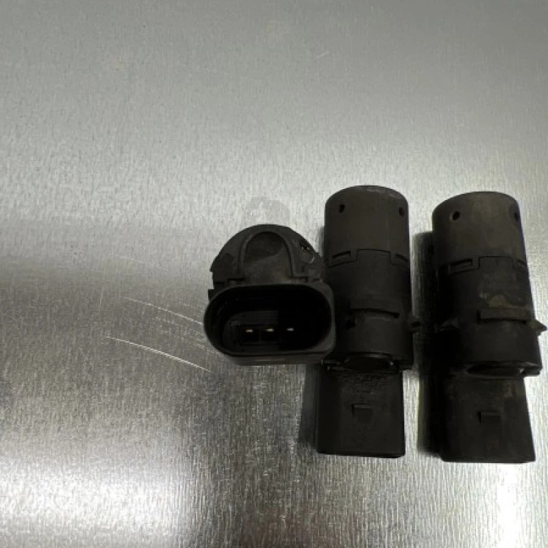 Senzori de parcare / Volkswagen T5 Transporter 2011 / Audio si electronice