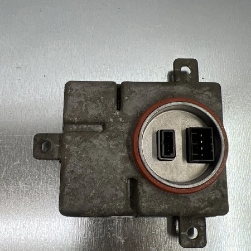 Balast droser xenon / Audi A4 B8 2010 / Caroserie, oglinzi si faruri