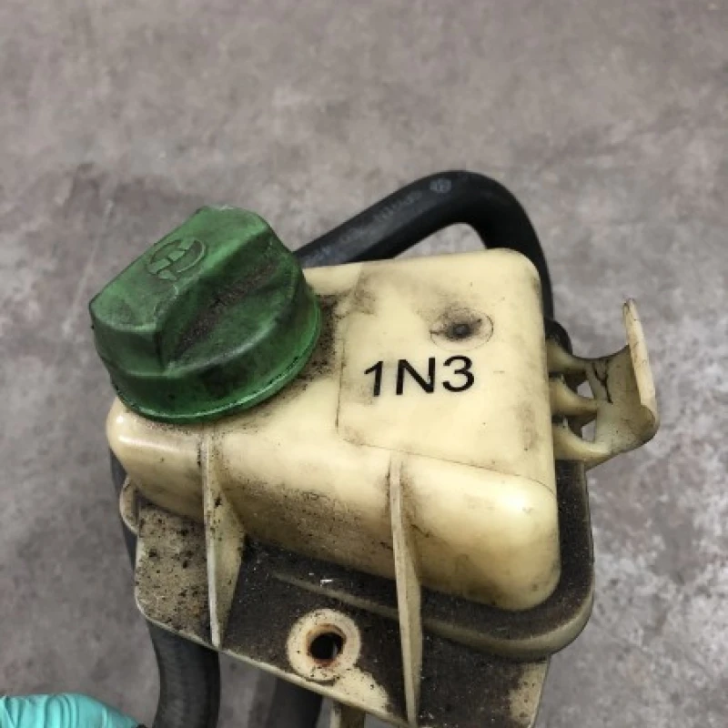 Vas servo / Volkswagen T5 Transporter 2011 / Directie si suspensie