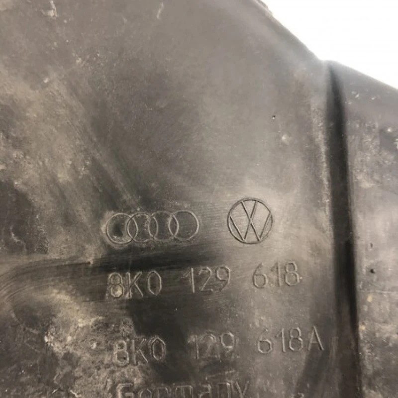 Difuzor captare aer / Audi A4 B8 2010 / Motor, racire si evacuare