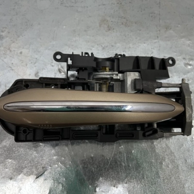 Maner usa stanga spate BMW 