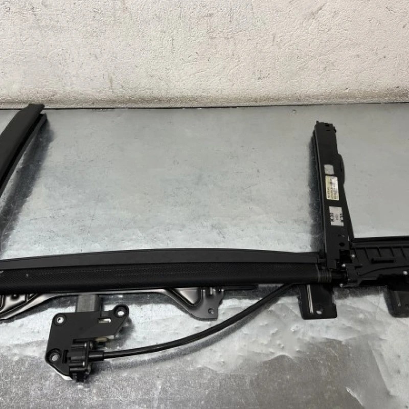 Ansamblu perdea stanga spate cu motoras / BMW Seria 7 F01 2011 / Interior