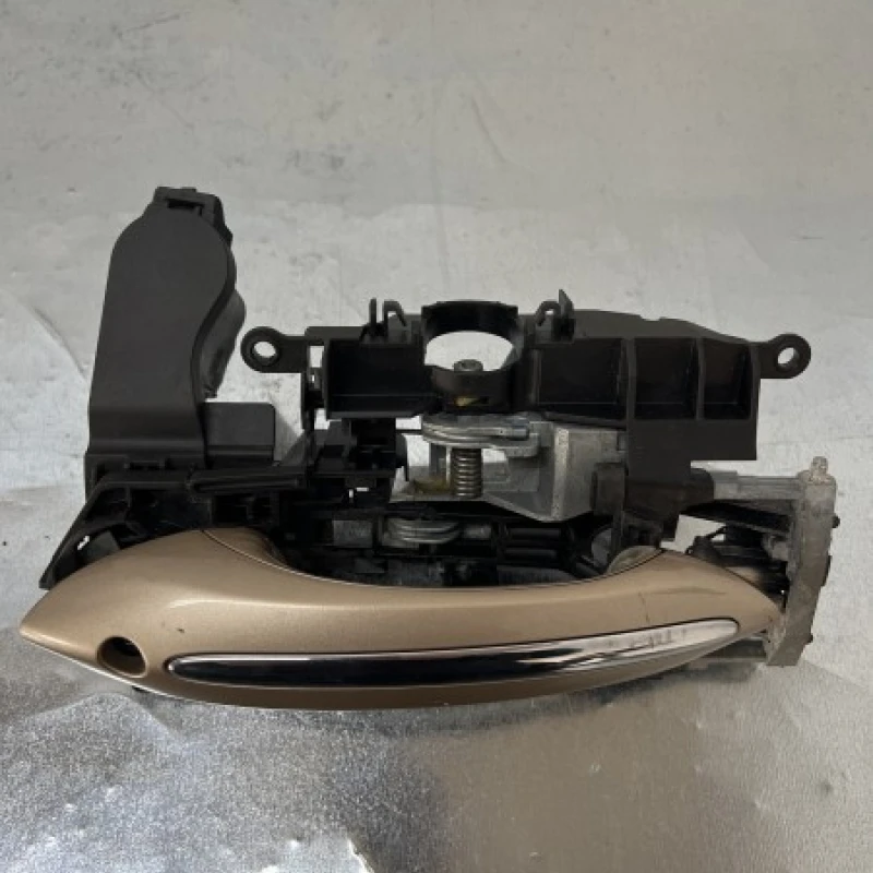 Maner usa stanga fata keyless entry BMW 