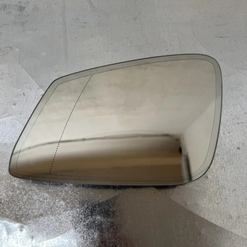 Sticla oglinda stanga heliomata BMW Seria 7 F01 2011