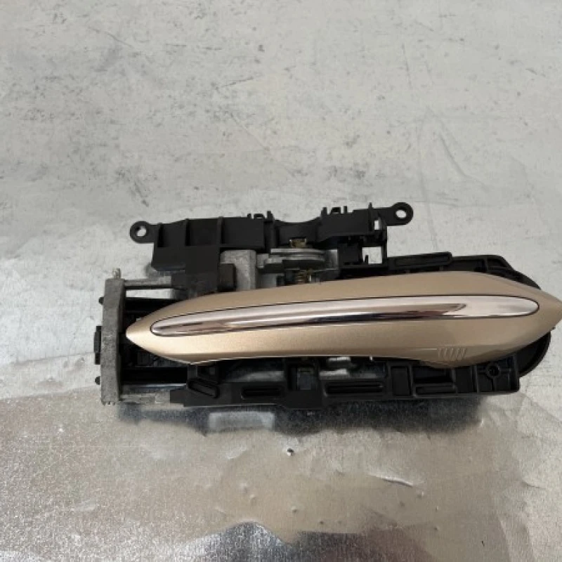 Maner usa dreapta spate BMW 