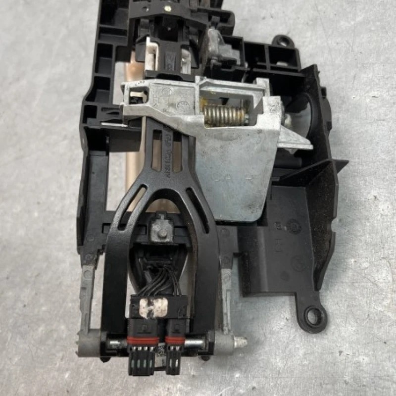 Maner usa dreapta fata / BMW Seria 7 F01 2011 / Caroserie, oglinzi si faruri