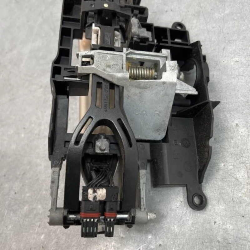 Maner usa dreapta fata / BMW Seria 7 F01 2011 / Caroserie, oglinzi si faruri