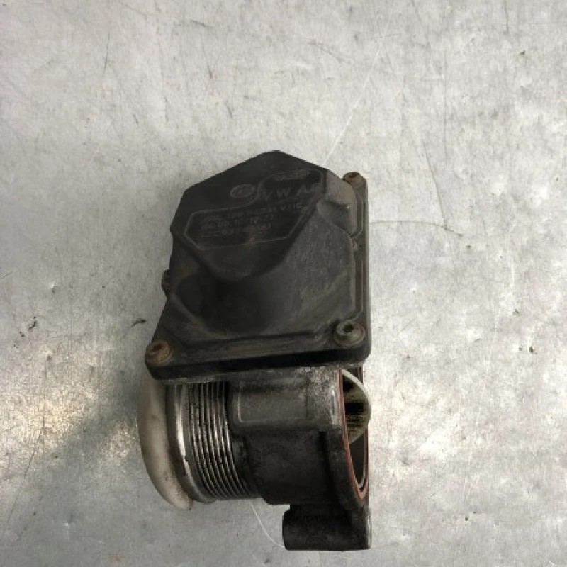 Clapeta de acceleratie / Volkswagen T5 Transporter 2011 / Motor, racire si evacuare
