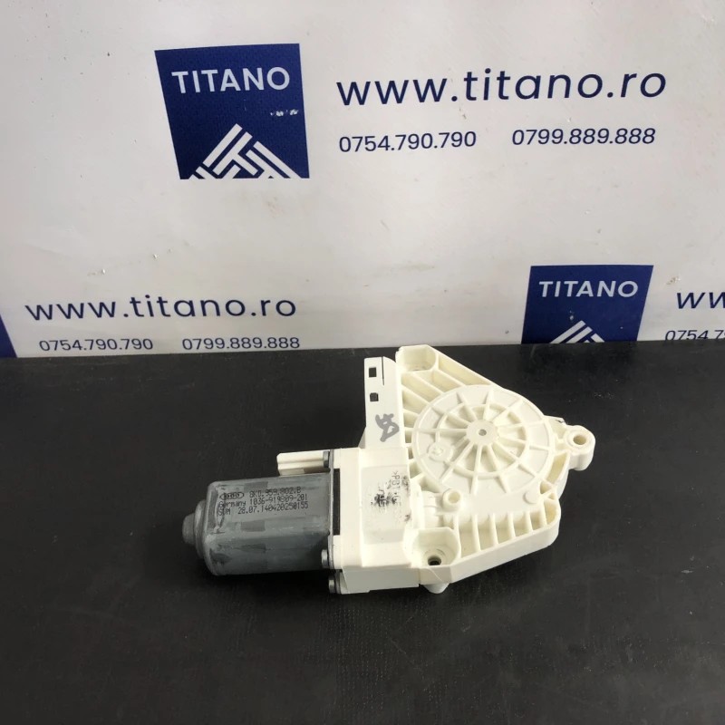 Motoras geam dreapta fata / Audi A6 C7 2014 / Audio si electronice