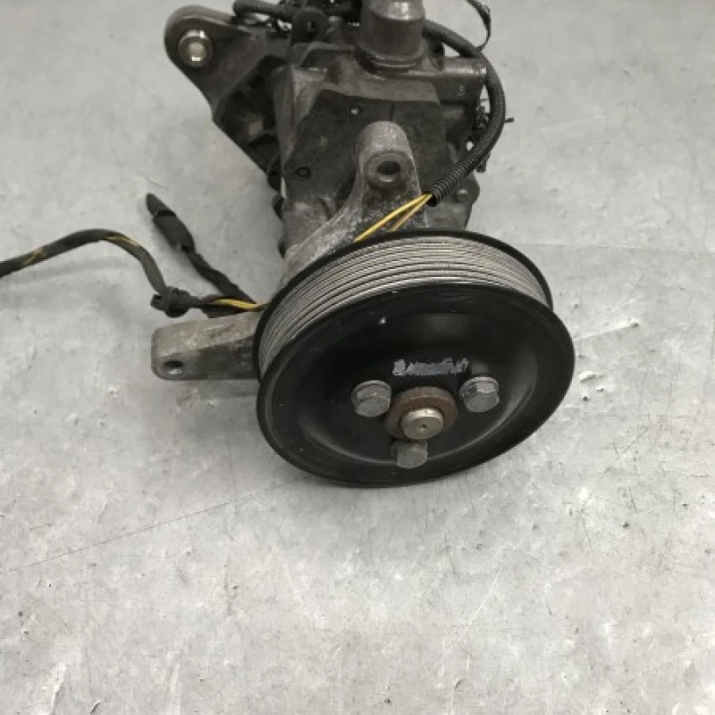 Pompa servo / BMW Seria 7 F01 2011 / Directie si suspensie